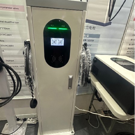 欧美标双枪22kw交直流二合一44kw充电桩出口CEFCC工厂支持OCPP1.6