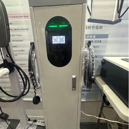 欧美标双枪22kw交直流二合一44kw充电桩出口CEFCC工厂支持OCPP1.6